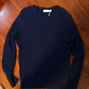 Vineyard Vines sweater